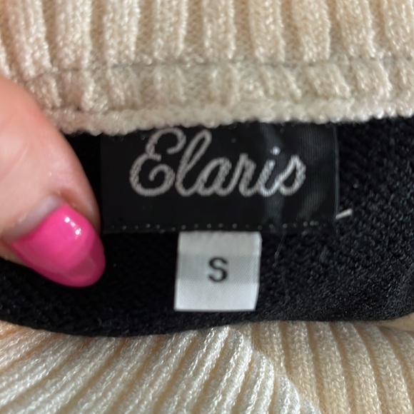 Elaris Sweater Cowl Neck Cropped Stitched Accents Size Small - Picture 8 of 8